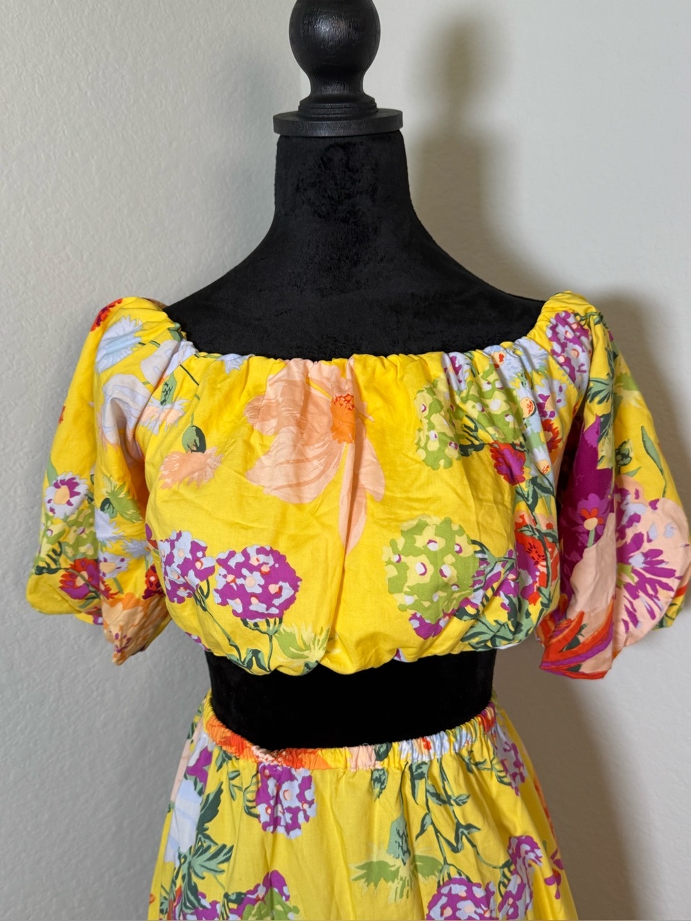 NWT Yellow Floral Tropical Resort Two-Piece Co-Ord Crop Top Maxi Skirt Set sizeM - Picture 11 of 15